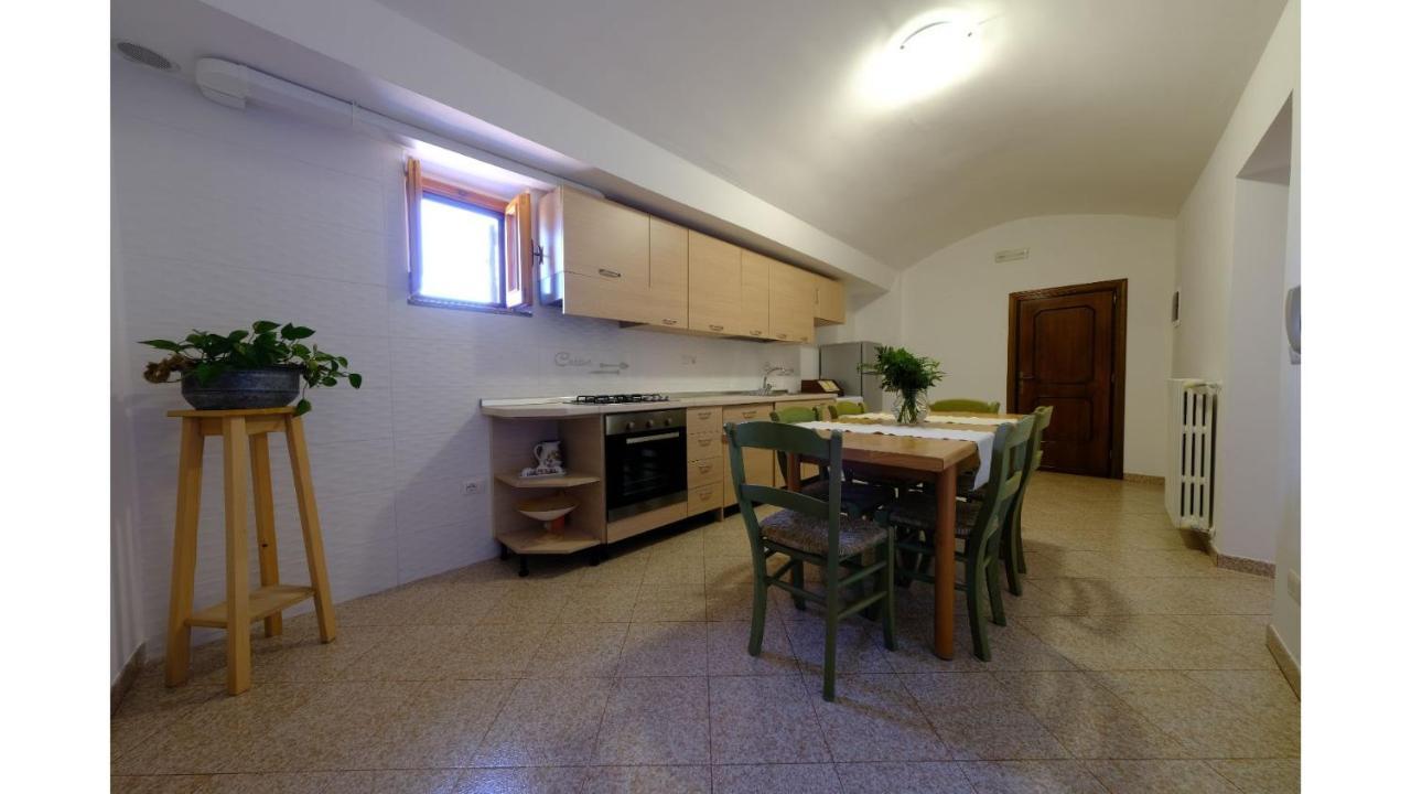 Tenuta Con Due Abitazioni Indipendenti 马丁纳弗兰卡 外观 照片