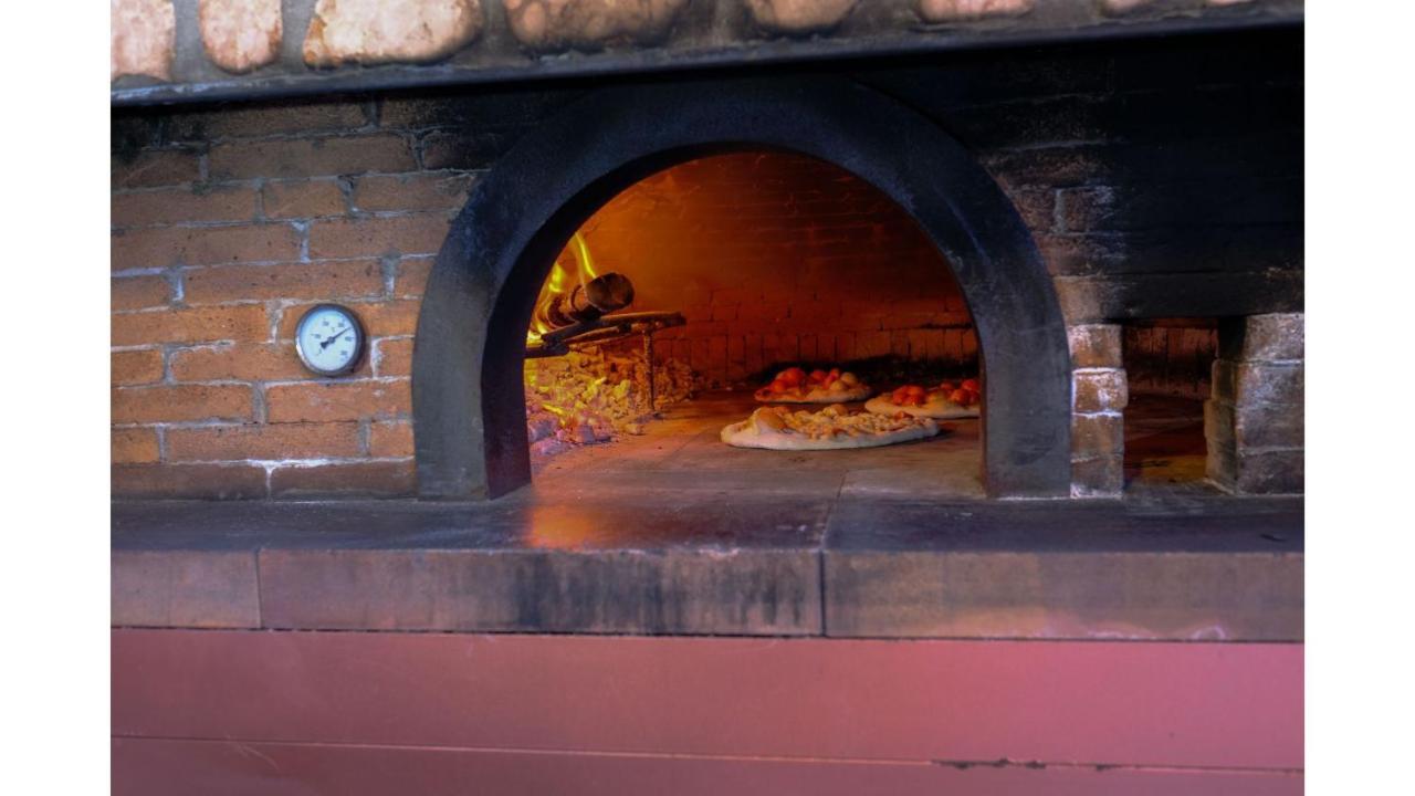 Tenuta Con Due Abitazioni Indipendenti 马丁纳弗兰卡 外观 照片
