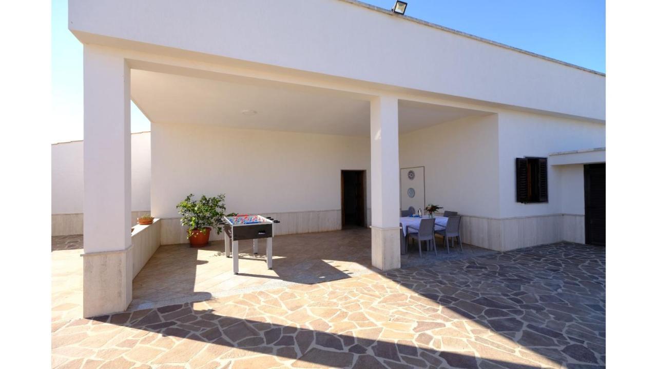 Tenuta Con Due Abitazioni Indipendenti 马丁纳弗兰卡 外观 照片