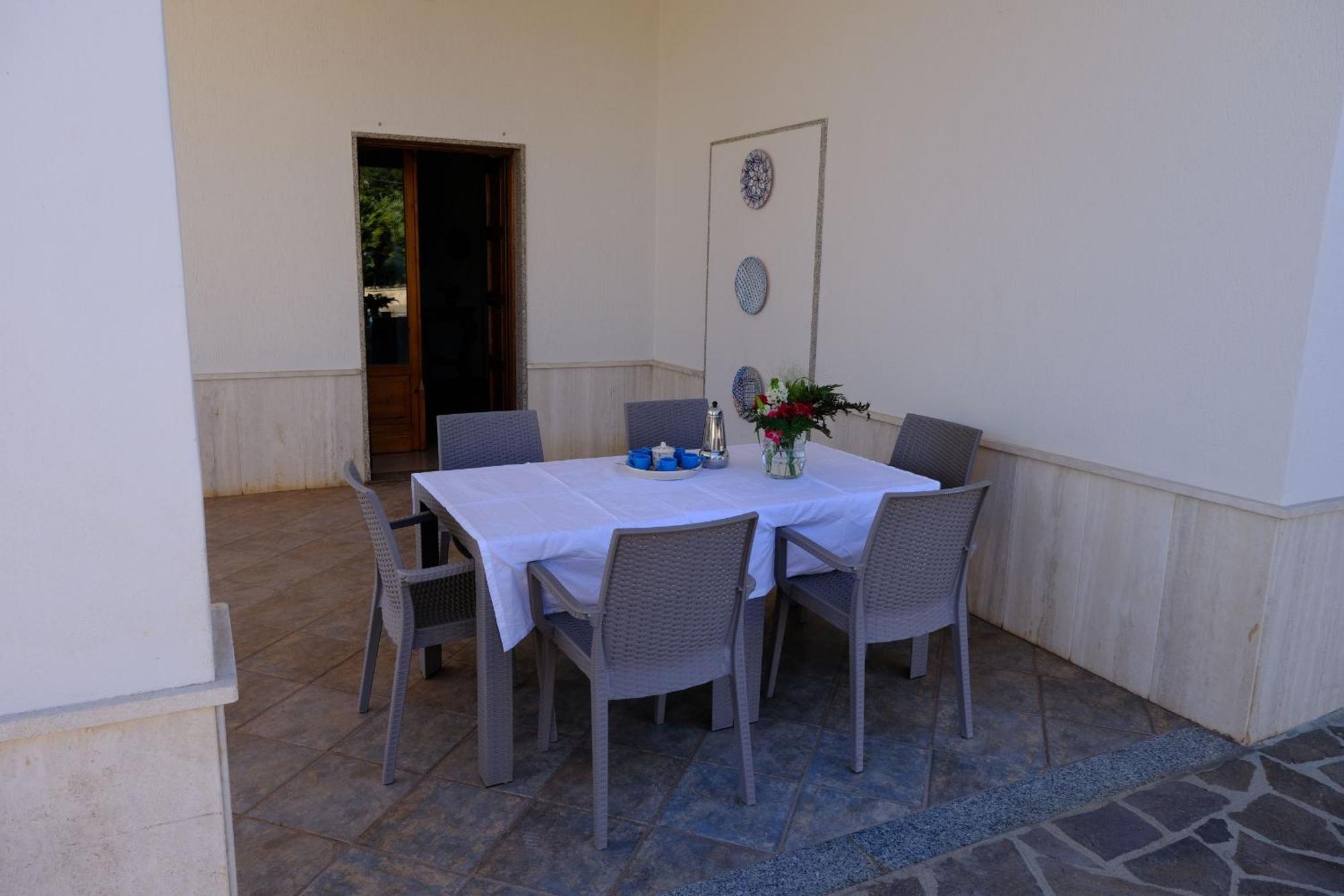 Tenuta Con Due Abitazioni Indipendenti 马丁纳弗兰卡 外观 照片